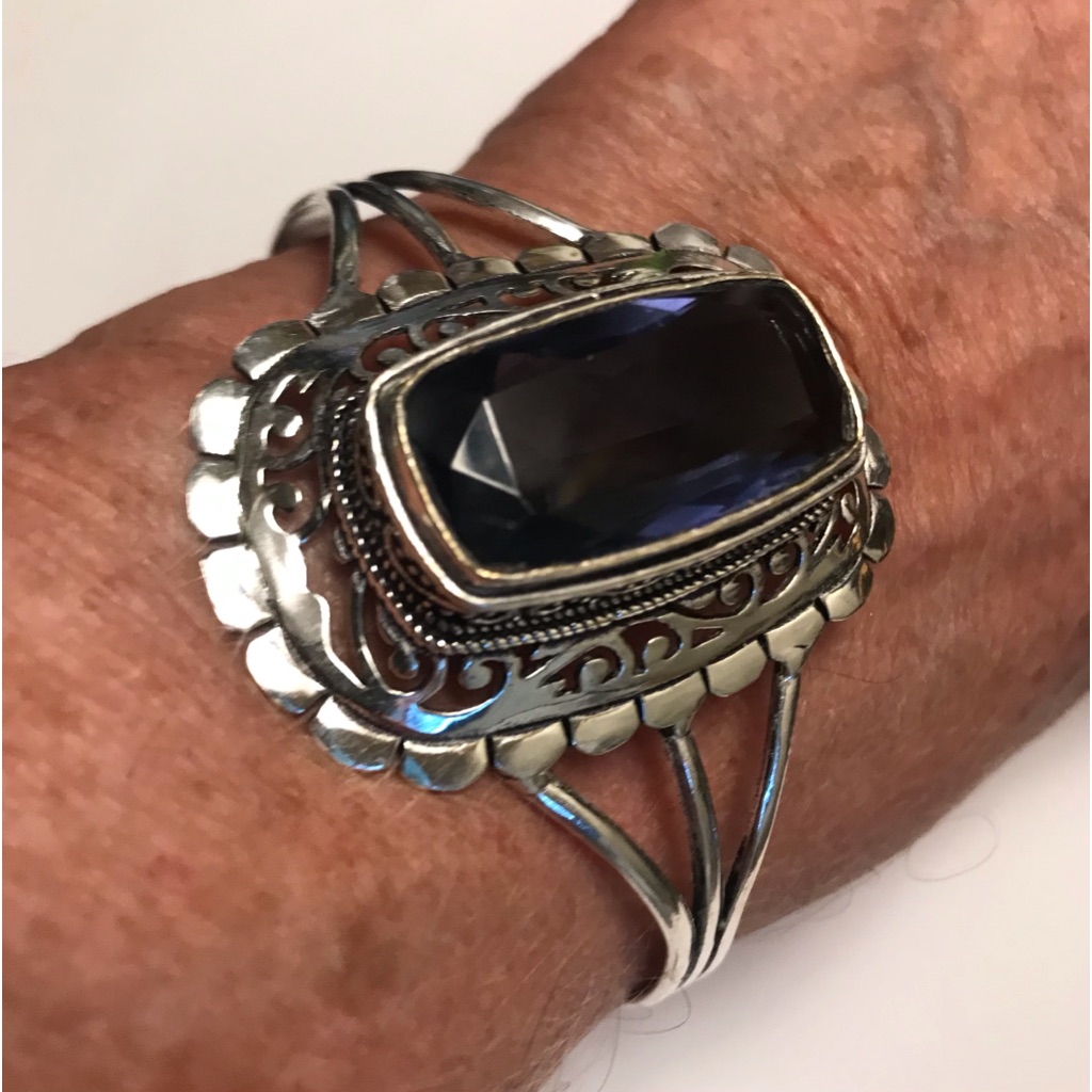 Tanzanite 925 Sterling Silver Cuff Bracelet 115$